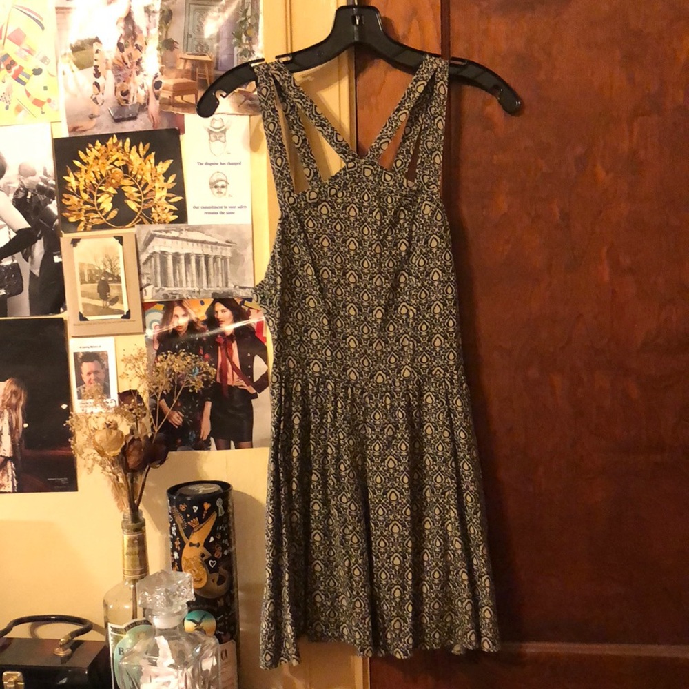Paisley strappy romper with pockets